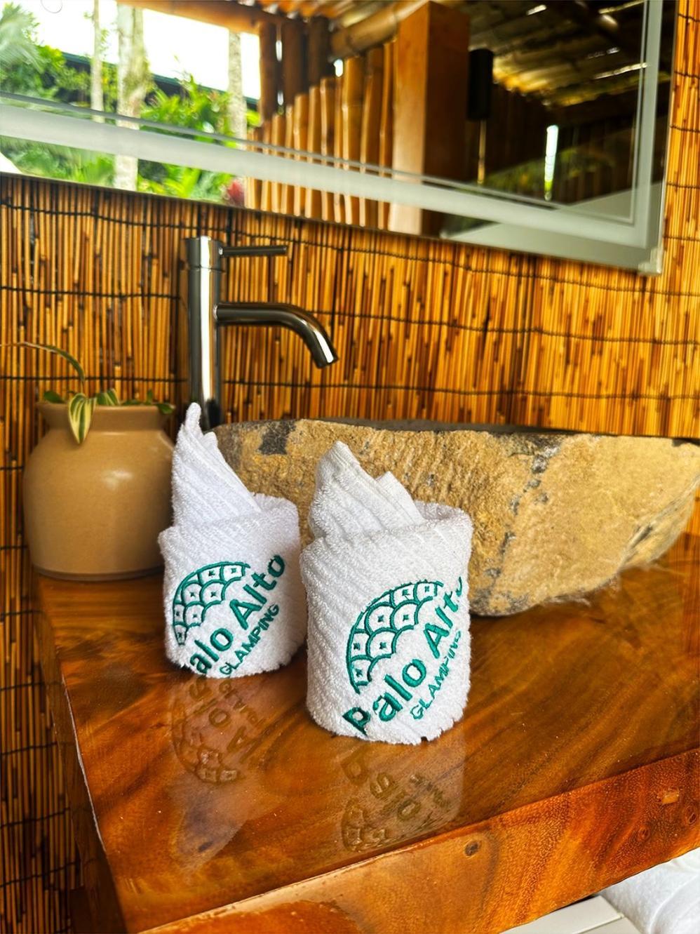 Palo Alto Glamping Hotel Quesada  الغرفة الصورة